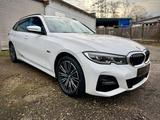 BMW 320e Touring X-Drive M-Sport Paket*LED*ANK* - BMW 3er Reihe: Standheizung