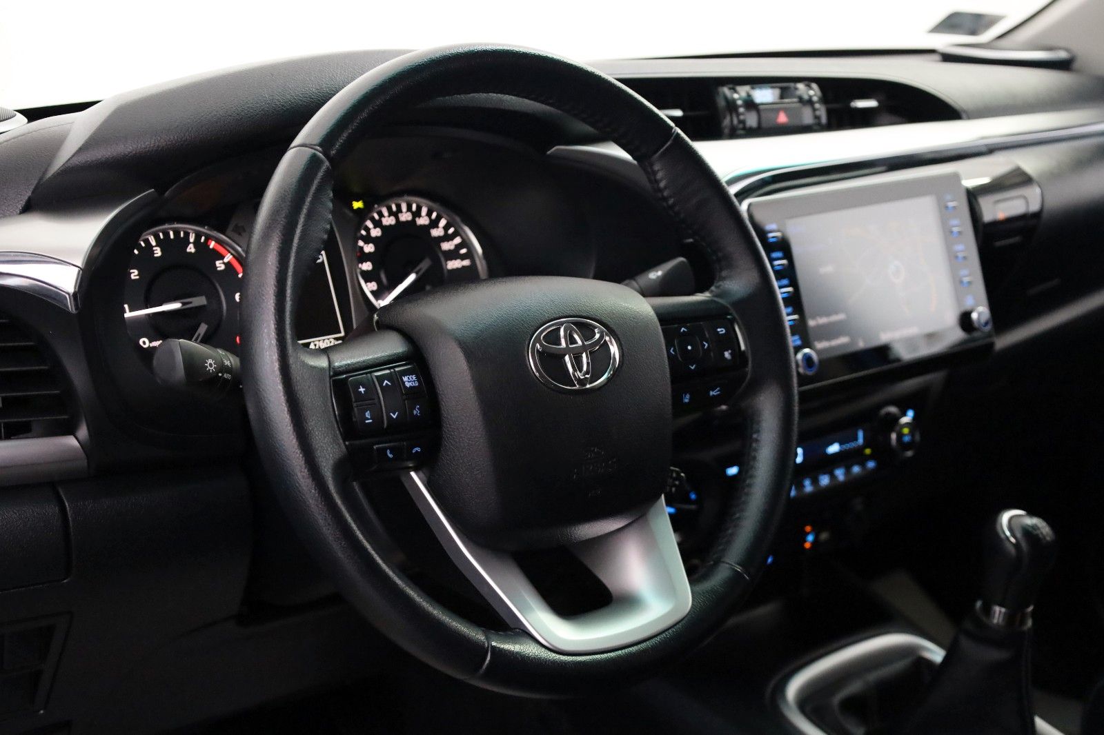 Fahrzeugabbildung Toyota Hilux 2.8 Executive 4x4,LED,Navi,Kamera,Hardtop