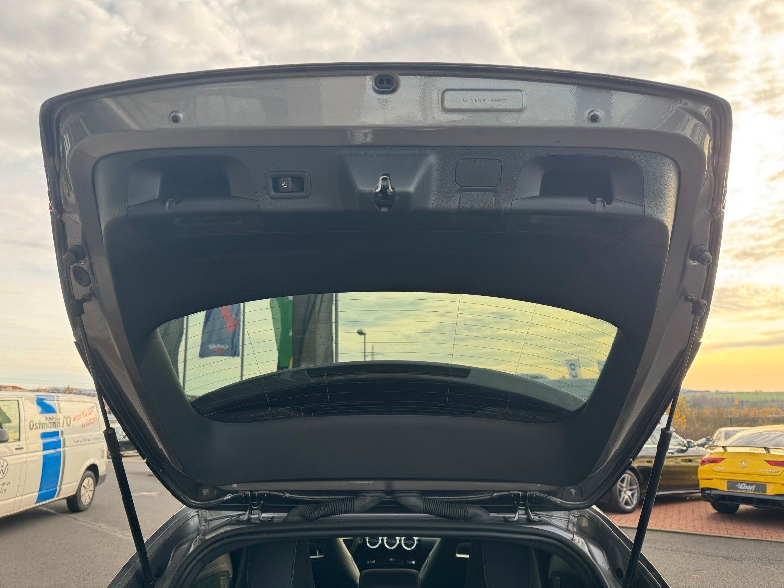 Fahrzeugabbildung Mercedes-Benz CLA 200d SB Edition+AMG+AHK+MultiBeam+Ambiente