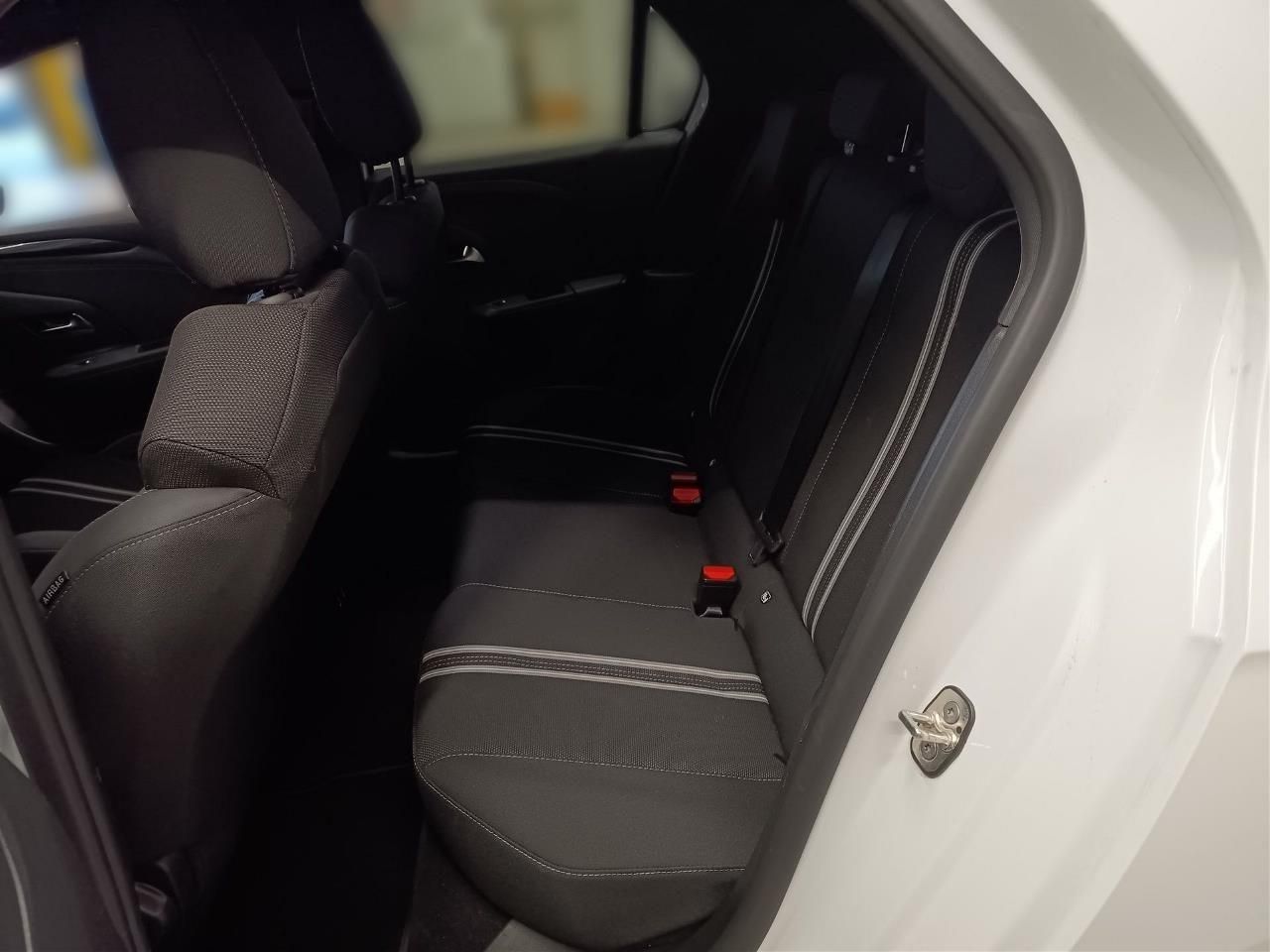 Fahrzeugabbildung Opel Corsa 1.2T GS - Matrix Licht, Navi, Klimaaut.