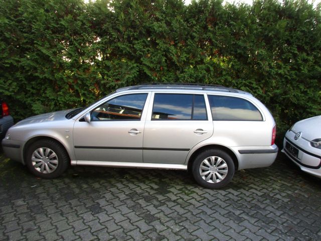 Skoda Verkaufe Skoda Octavia Kombi TDI / Tüv fällig