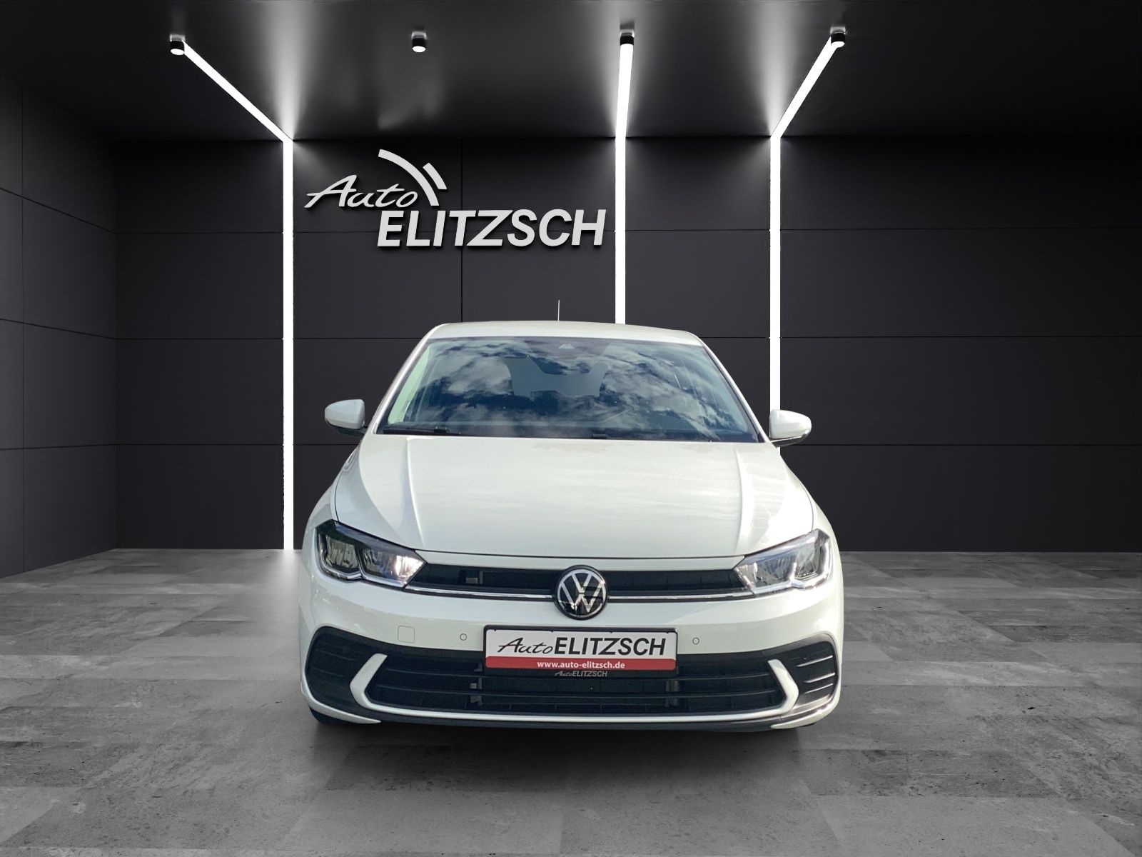 Fahrzeugabbildung Volkswagen Polo Life TSI DSG LED ACC SH RearView Climatroni