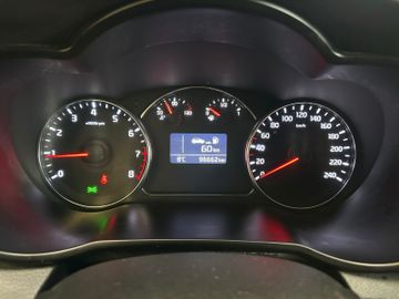 Kia Carens UEFA Euro 2016 *2. Hand*Klima*Kamera*Navi