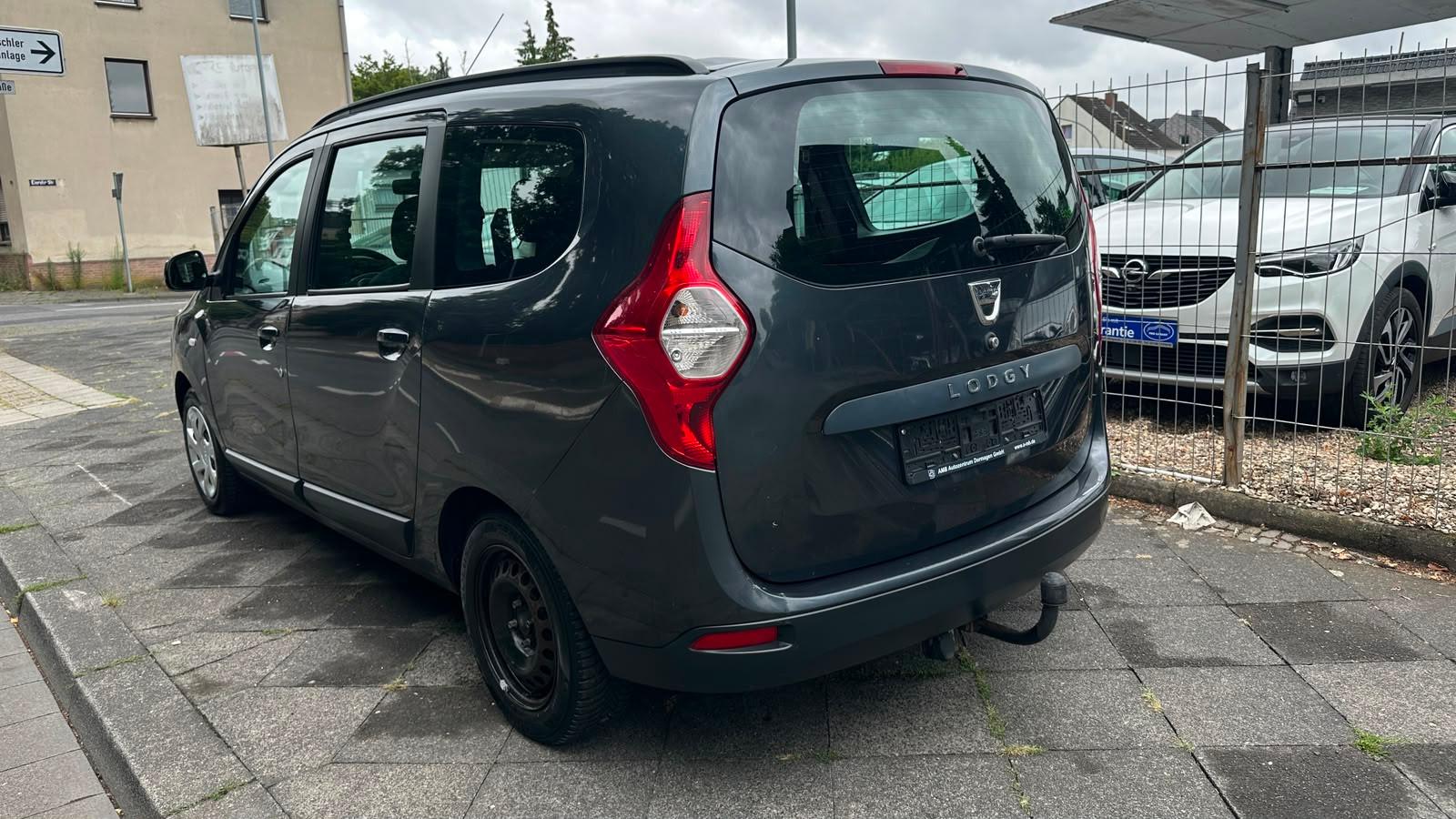 Dacia Lodgy 2012 — photo 5