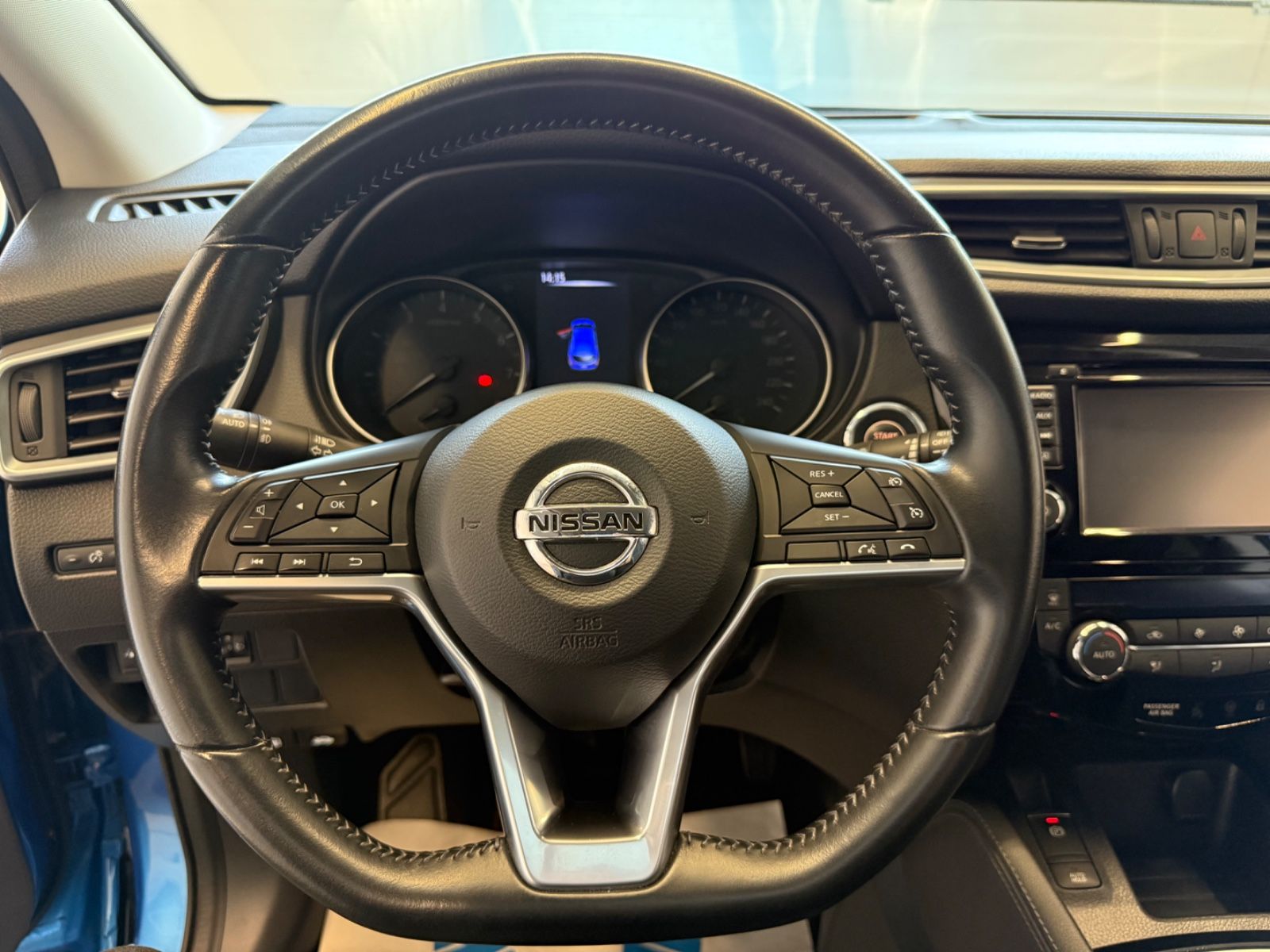 Fahrzeugabbildung Nissan Qashqai N-Connecta, 360° Kamera, Navi, Winterpa.