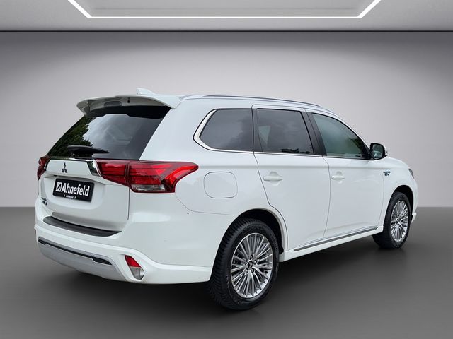 Outlander 2.4 PHEV Plug-in Hybrid Basis Spirit 4