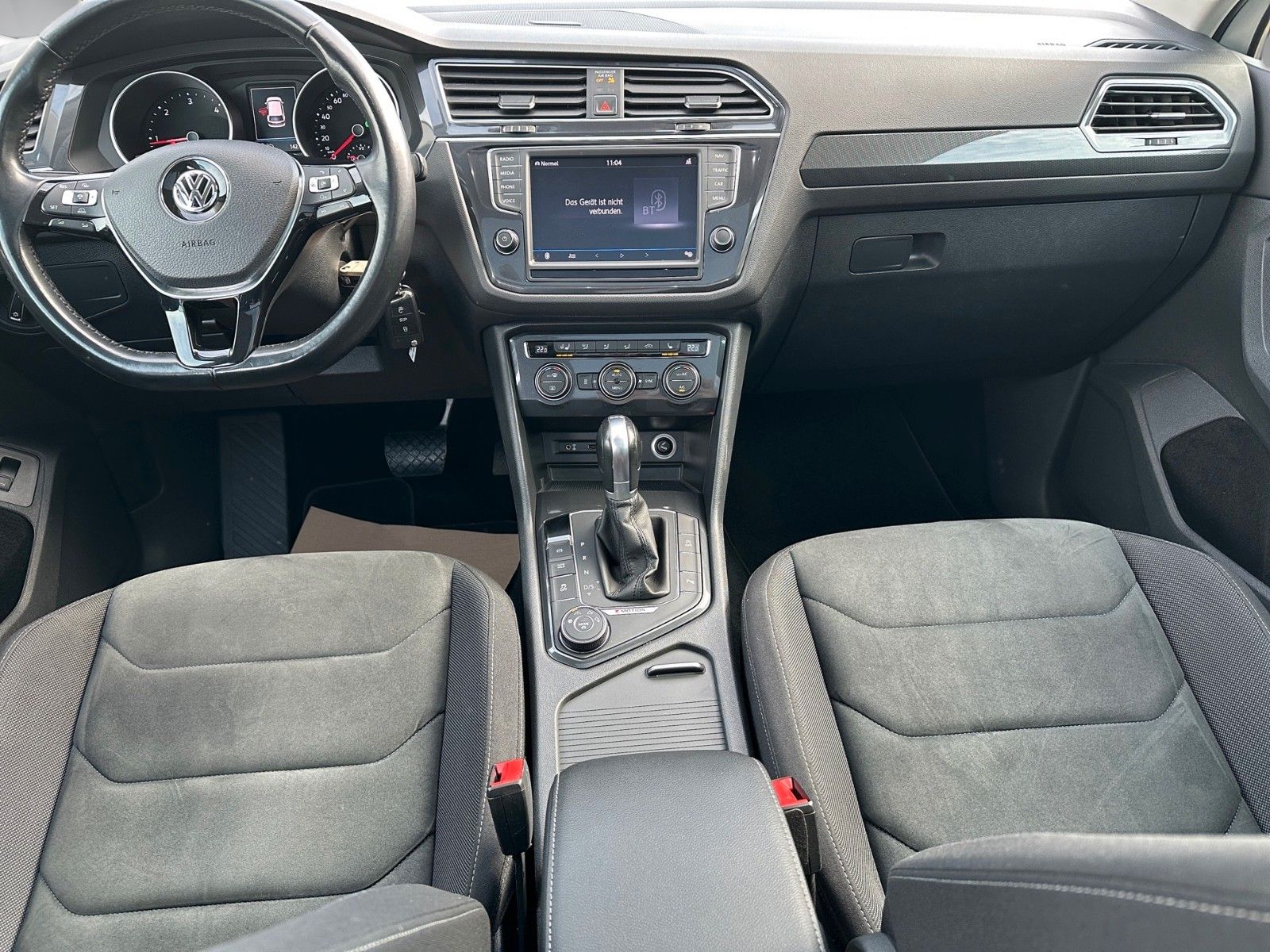 Volkswagen Tiguan 2.0 TDI DSG Highline Pano Ahk Navi Lhz – Bild 9