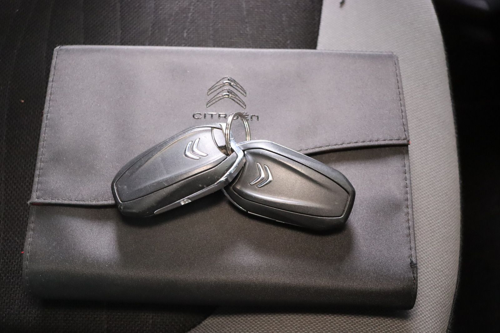 Fahrzeugabbildung Citroën Grand C4 Picasso 7-Sitzer * RFK * Navi * AHK