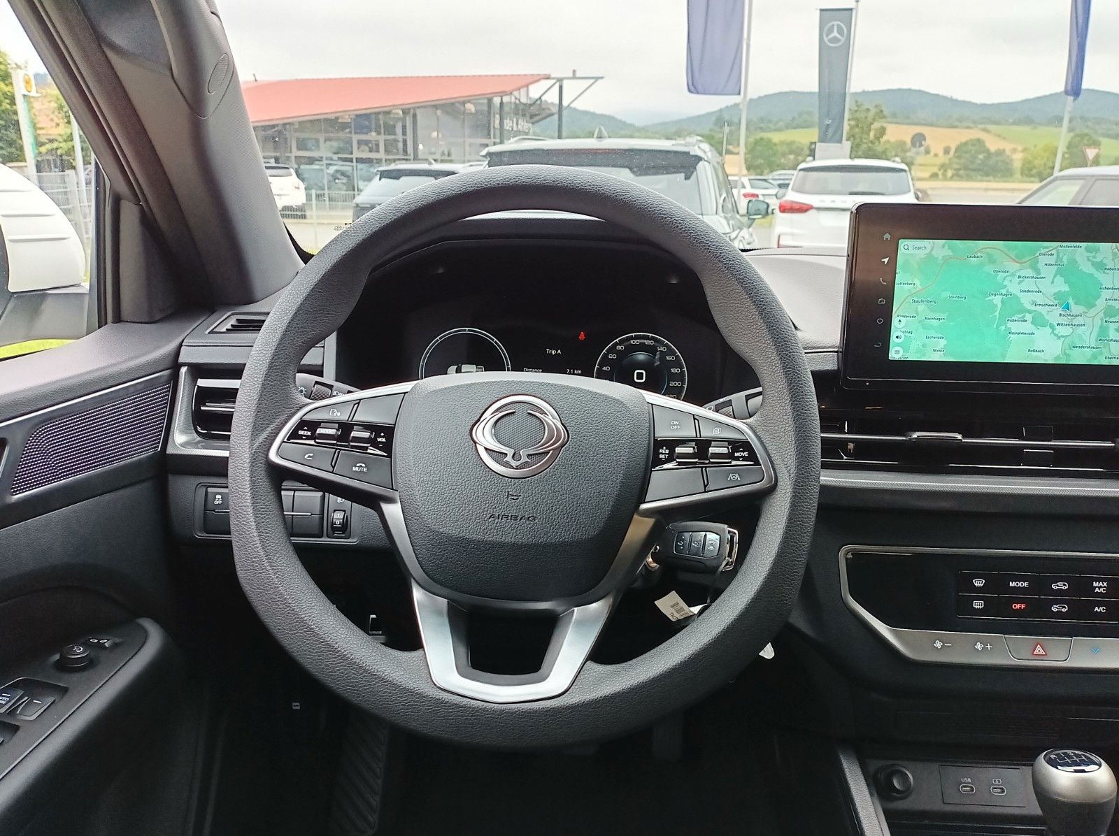 Fahrzeugabbildung KGM MUSSO GRAND CORE+ALLRAD+17ZOLL+R.KAMERA