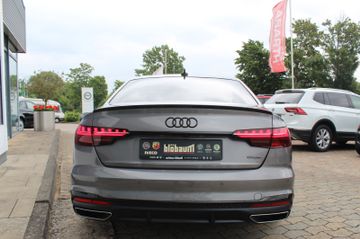 Fahrzeugabbildung Audi A4 Lim. 45 TFSI Quattro Edition One S Sportsitze
