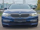 BMW 530 d XDRIVE*LUXURY LINE*DVD*DISTRONIC*GARANTIE - : Blau, Kombi, Garantie