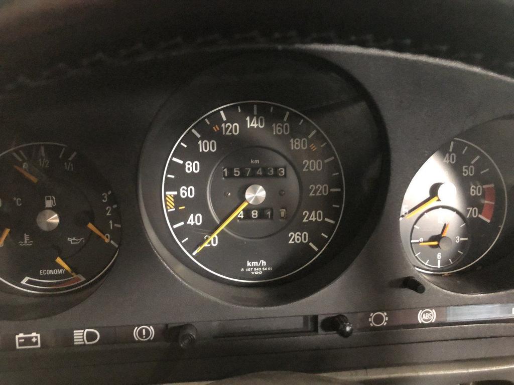 Mercedes-Benz SL 380