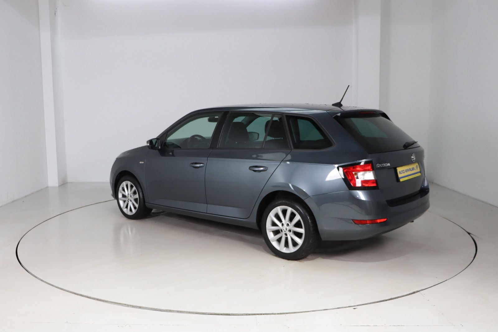 Fahrzeugabbildung SKODA Fabia 1.0 TSI * Navi * 1.Hand Soleil