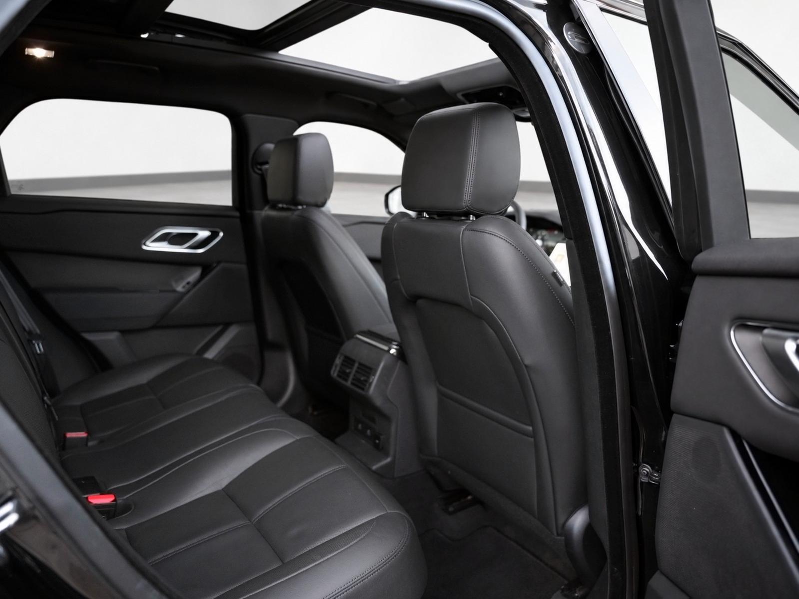 Land Rover Range Rover Velar R DYNAMIC SE NEW MODEL! MATRIX
