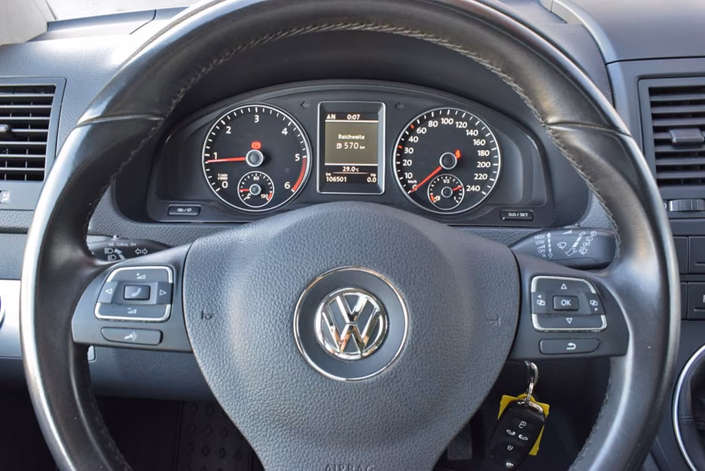 VOLKSWAGEN T5 MULTIVAN