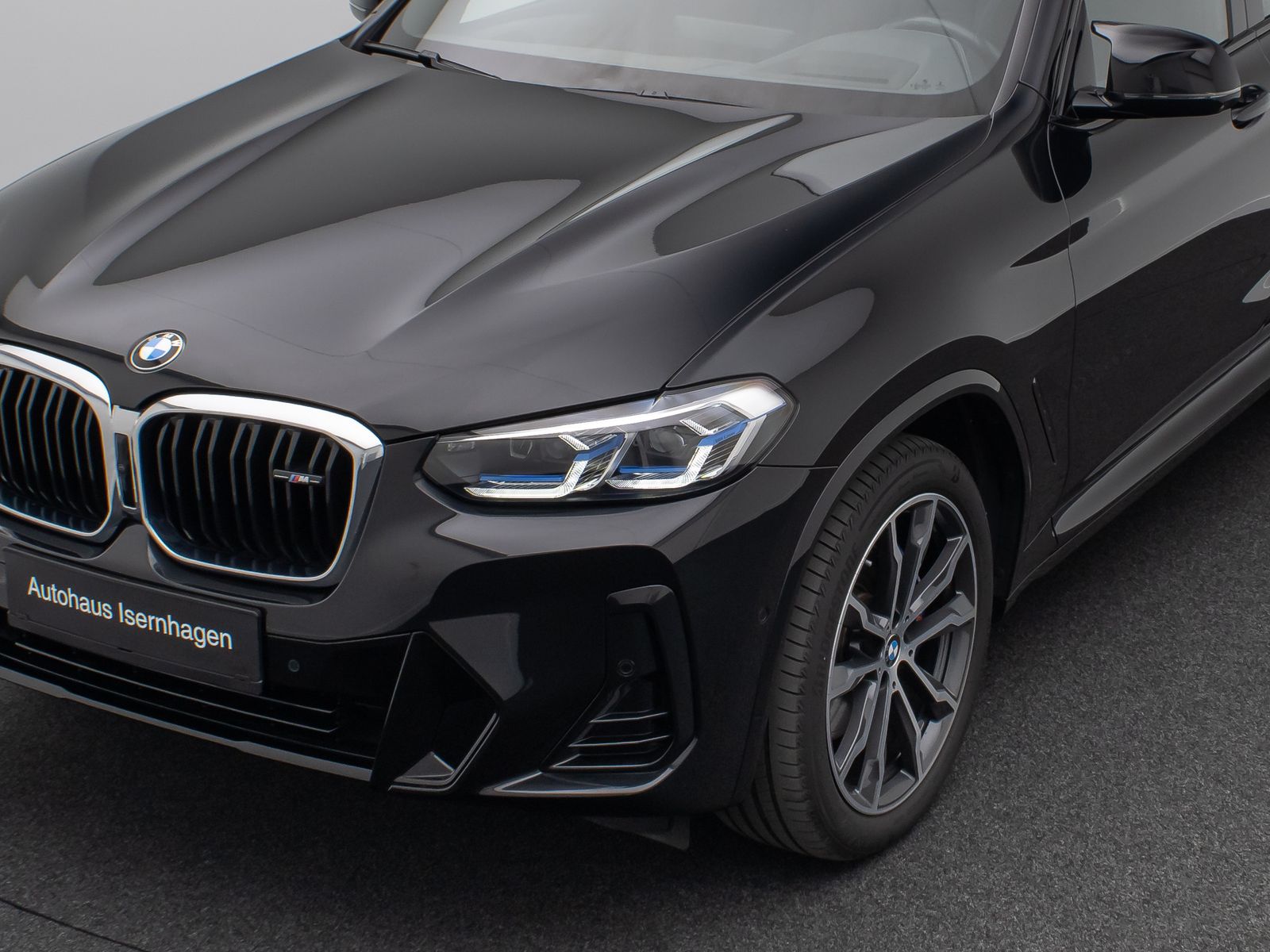 Fahrzeugabbildung BMW X3 M40i Laser HUD DAB 360° DisplKey Panorama 20"