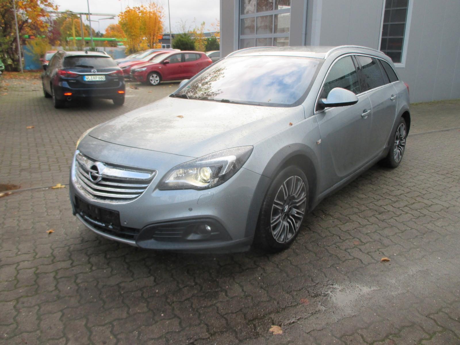 Opel Insignia A Country Tour  4x4+AHK 2500kg Tüv neu