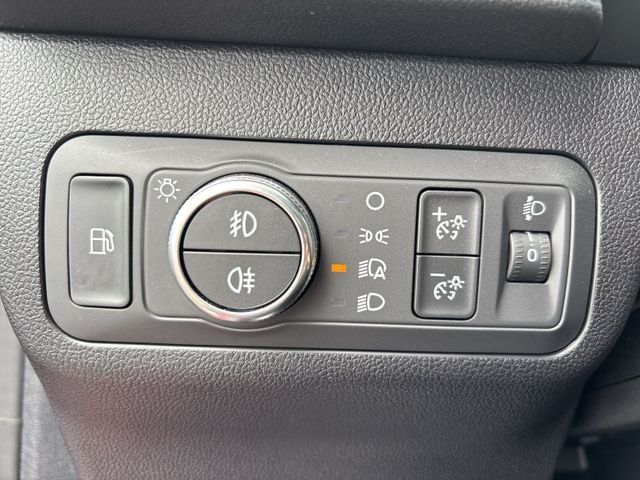 Fahrzeugabbildung Ford Kuga 2.5l PHEV Titanium #PHEV #GJR #Klima Titan