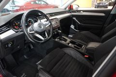 Fahrzeugabbildung Volkswagen Passat Vari. 2.0D R-LINE DSG NAVI/LED/KAMERA/AHK