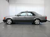 Mercedes-Benz 500 E  E 500 Porsches schnellster Stern - Mercedes-Benz 500 in Bremen