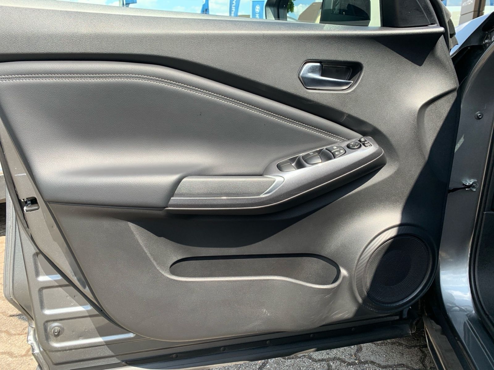 Fahrzeugabbildung Nissan Juke 1.0 DIG-T N-Connecta Navi Kamera