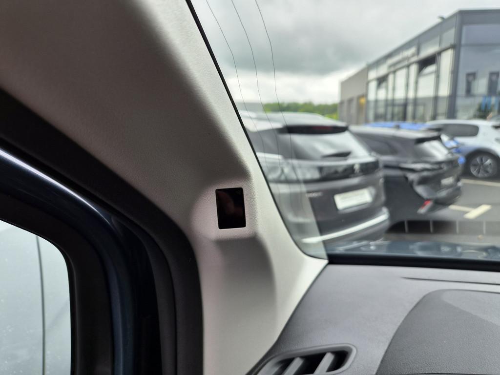 Peugeot Partner L2 Hdi 130 EAT8 Vorrüstung AHZV Worksite