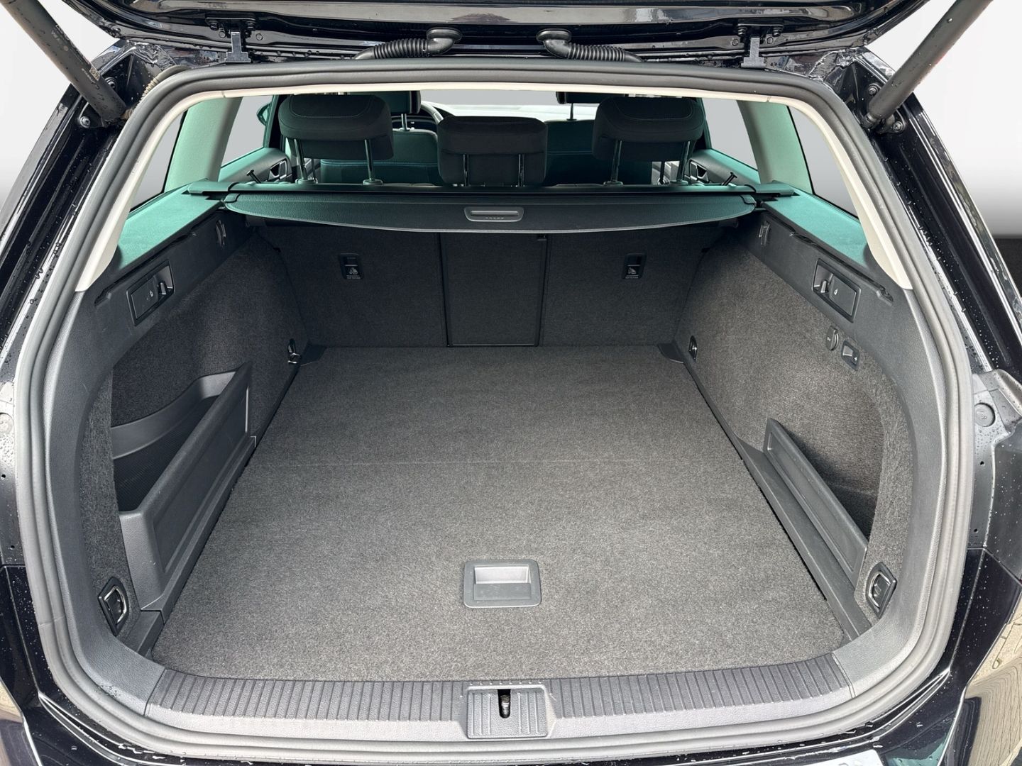 Passat Variant GTE 1.4 TSI *AHK*Navi*Kamera*