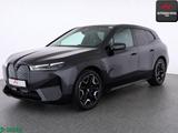 BMW iX xDrive40 SPORT LASER,SKYLOUNGE,360GRAD,HEADUP - gebrauchte BMW iX aus dem Jahr 2022