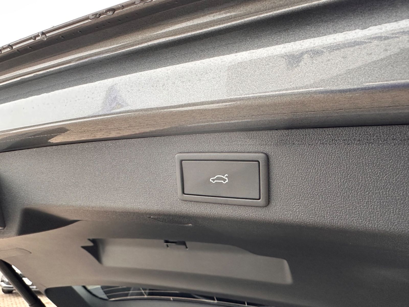 Fahrzeugabbildung SKODA Kodiaq 1.5 eTSI Selection DSG ACC/LED/PDC/SHZ