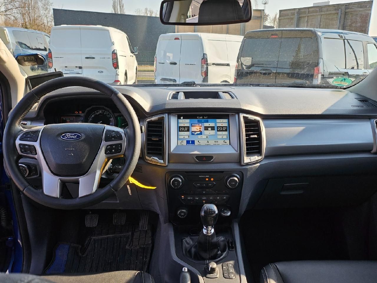 Fahrzeugabbildung Ford Limited Doppelkabine 4x4 Kommissionsg.