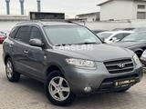 Hyundai Santa Fe 2.2 CRDi 2.HAND+ALLRAD+AHK+R.KAM+SHZ - Hyundai SANTA FE in Ludwigshafen