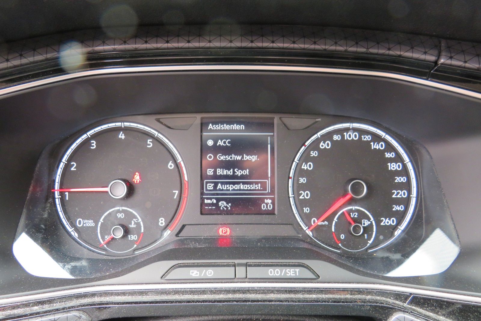 Fahrzeugabbildung Volkswagen T-Cross Highline DSG ACC NAVI AHK APP 1.HAND