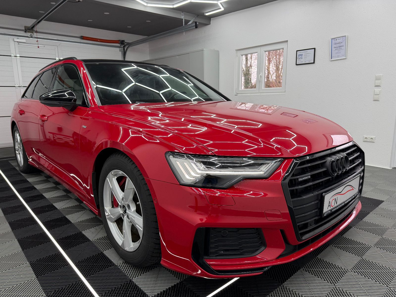 Fahrzeugabbildung Audi A6 55 TFSIe quattro S-LINE+/MATRIX HD/PANO/B&O