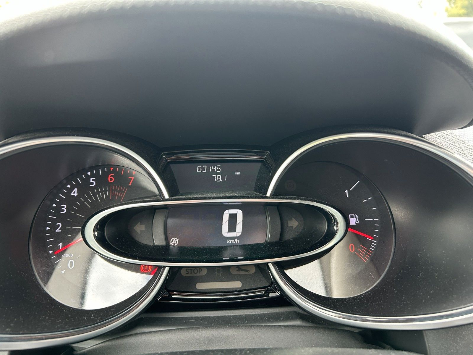 Fahrzeugabbildung Renault Clio IV Collection
