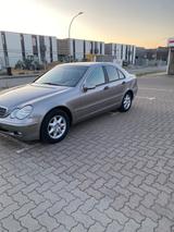 Mercedes-Benz C 220 CDI CLASSIC Classic - gebrauchte Mercedes-Benz C 220 aus dem Jahr 2003