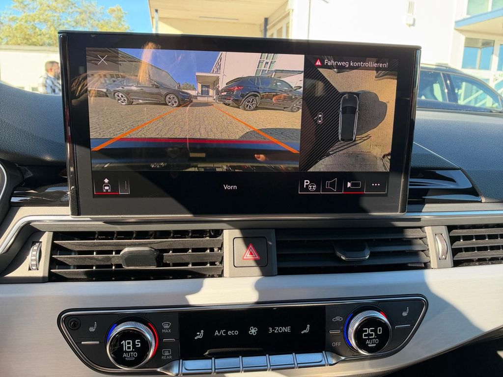 AUDI A4 2024
