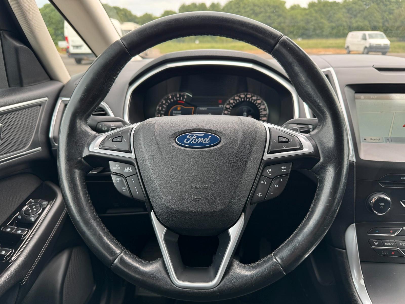 FORD S-MAX 2.0 TDCI 179CH - TITANIUM - BVA - SIÈGES SPORT- GPS -CAMÉRA