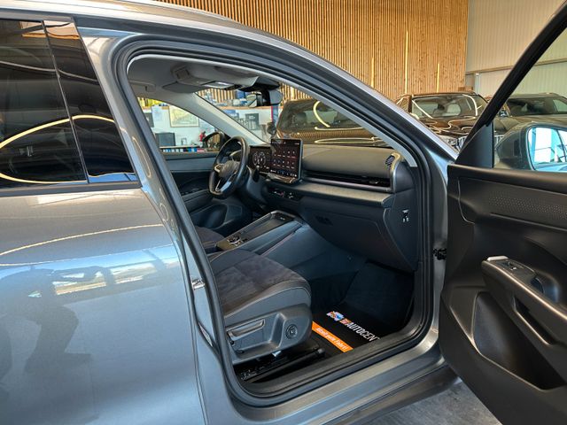 MYAUTOCENTER – Gebraucht- und Jahreswagen mit Werkstattservice in Pfaffenhofen Volkswagen T-Roc Style *1.HAND*19%MWST*ALCANTARA*CARPLAY*