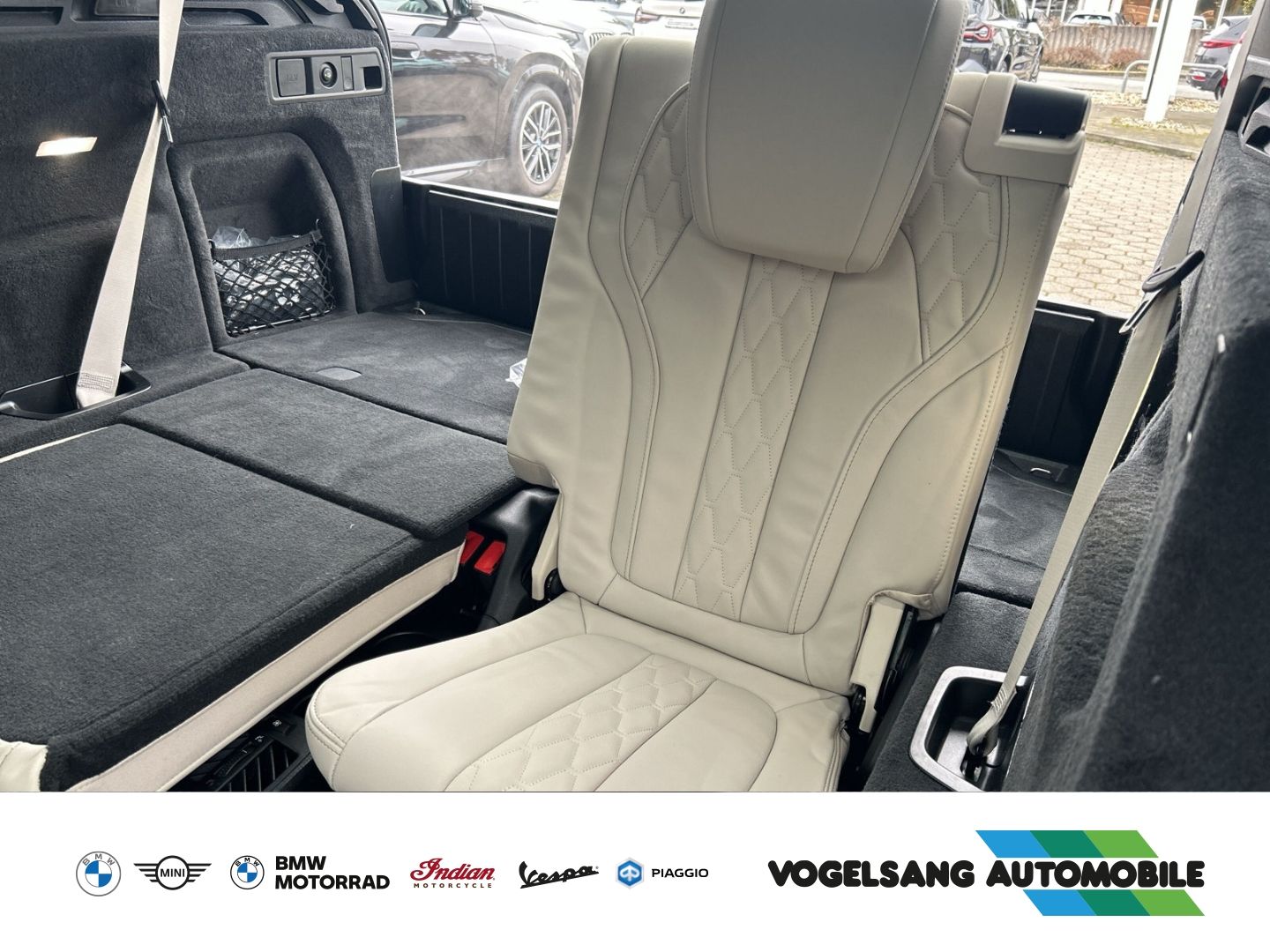 Fahrzeugabbildung BMW X5 30d xDrive,M Sport,7-Sitzer,Standheizung,AHK