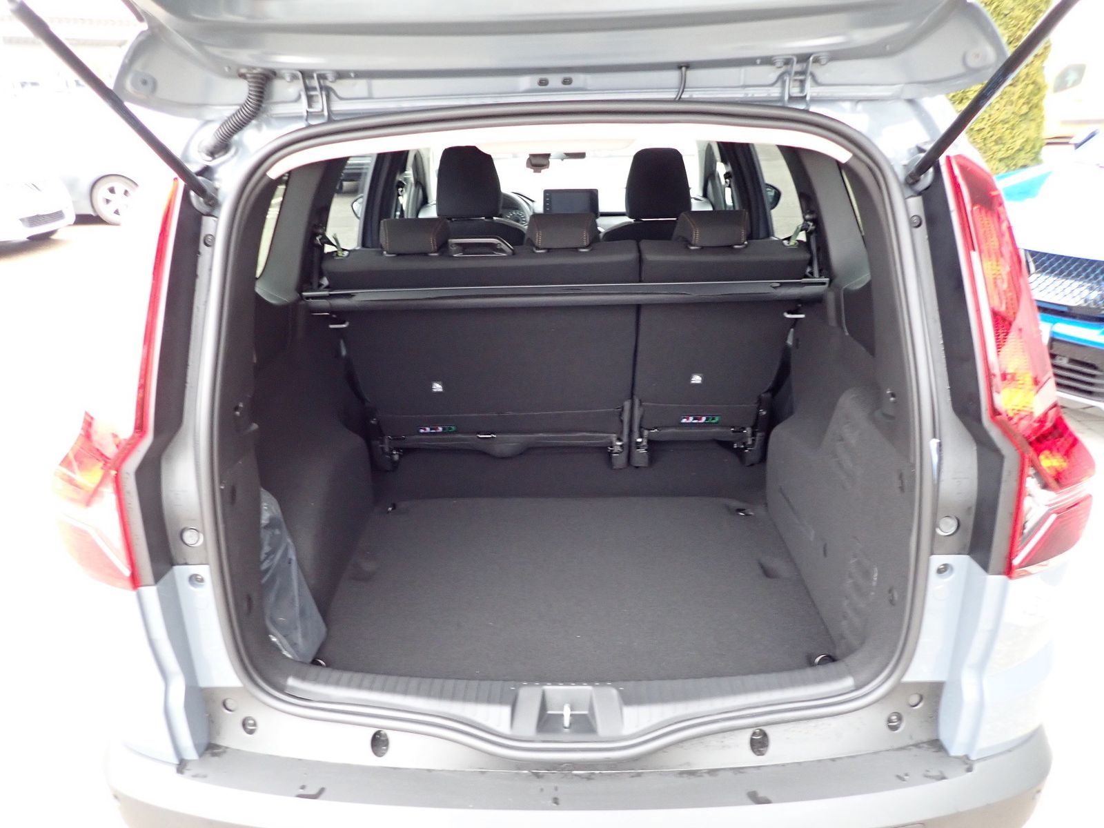 Fahrzeugabbildung Dacia Jogger TCe 110 EXTREME+/SHZ/EPH/RFK/NAVI