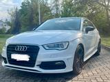 Audi AUDI A3 8V S-LINE TOP GEPFLEGT - Audi A3 aus 2012 mit Diesel-Antrieb: Kombi