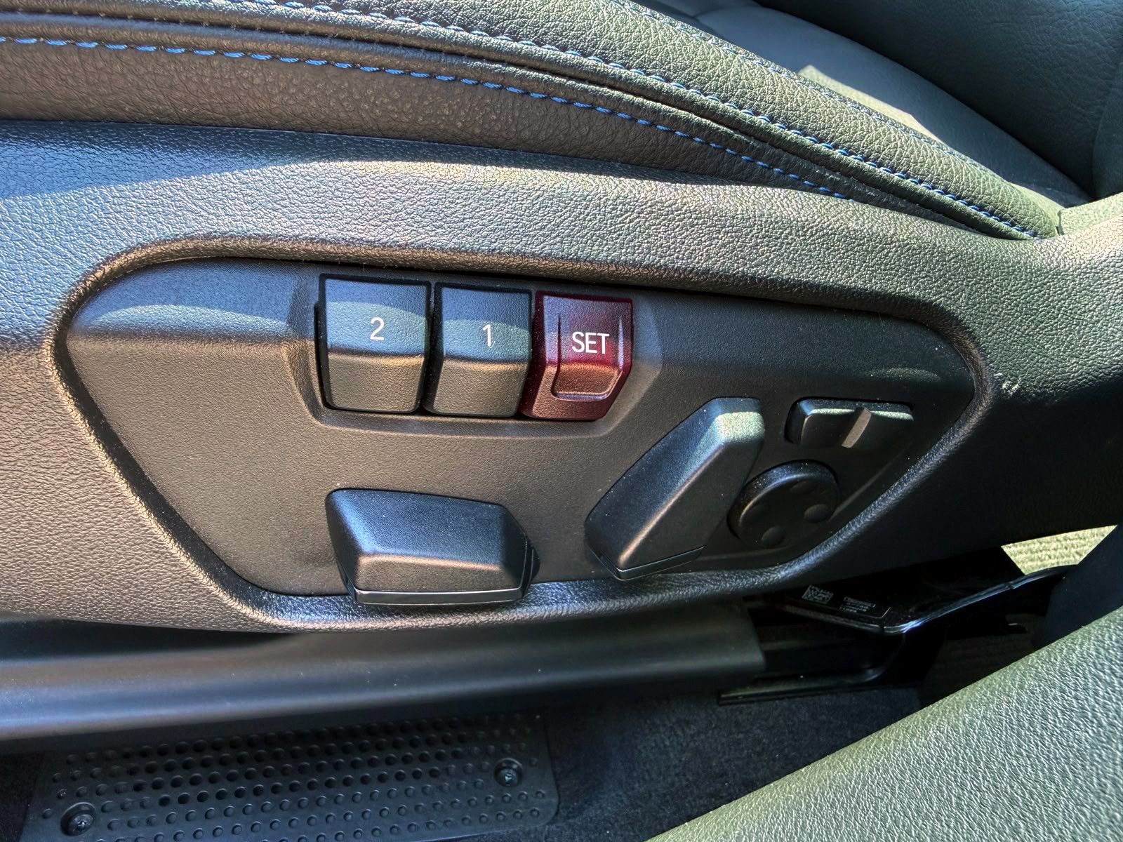 Fahrzeugabbildung BMW X1 xDrive 25d MSport Steptr. ACC KAM AHK HUD H&K