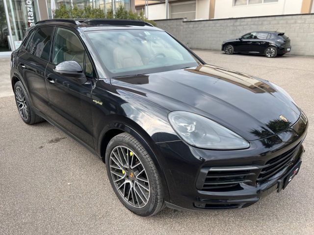 Porsche Cayenne 3.0 e-hybrid tiptronic PASM/TETT