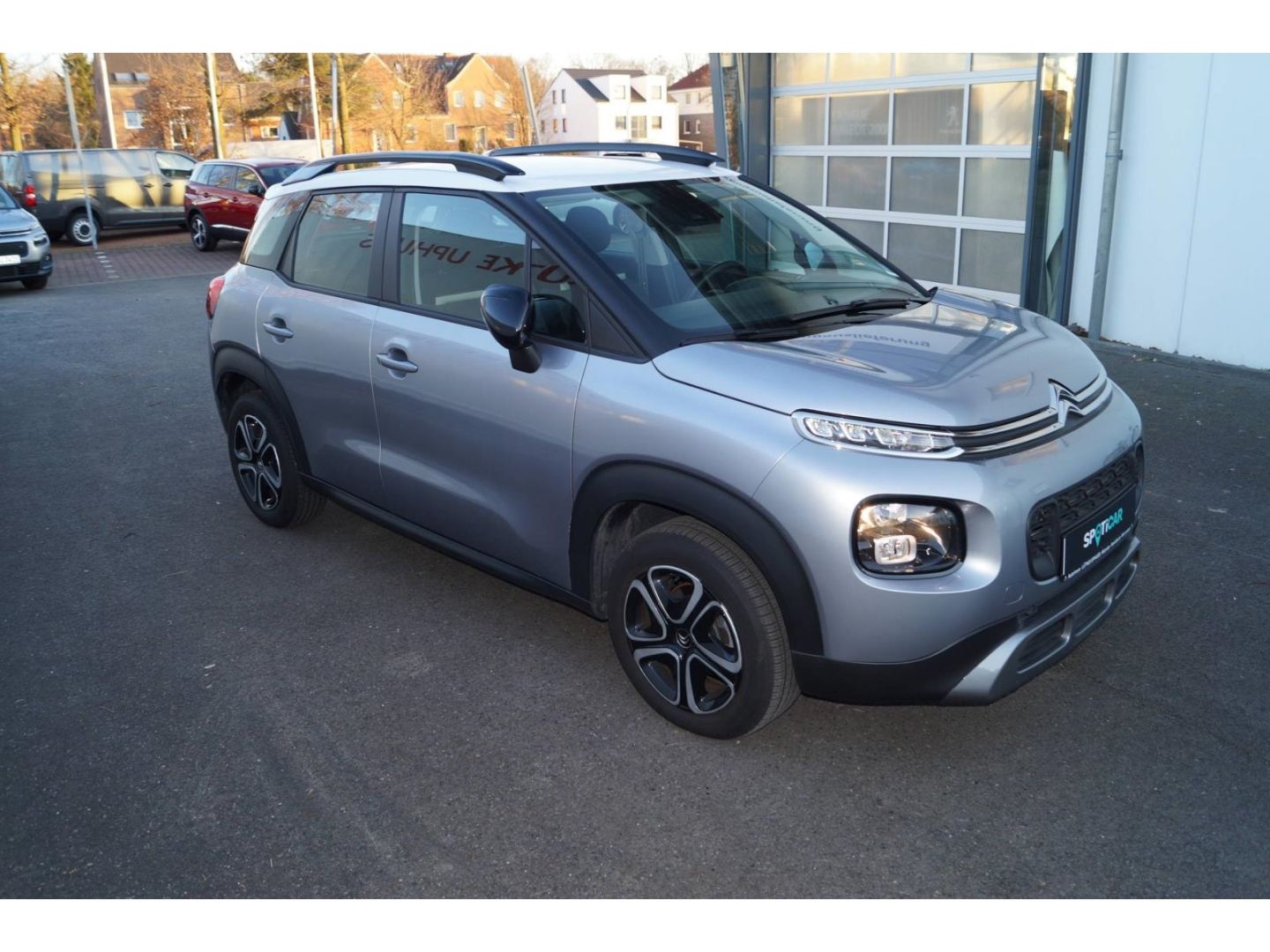 Fahrzeugabbildung Citroën C3 Aircross Feel Pack 1.2 PT 130 EAT6  Navi