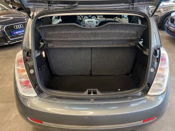 Lancia Ypsilon 1.4 8V Oro *KLIMAAUT.*2.HD*TÜV 062027*