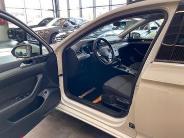 Volkswagen Passat Variant *19%*LED*KAMERA*ACC*AHK*NAVI*SHZ*