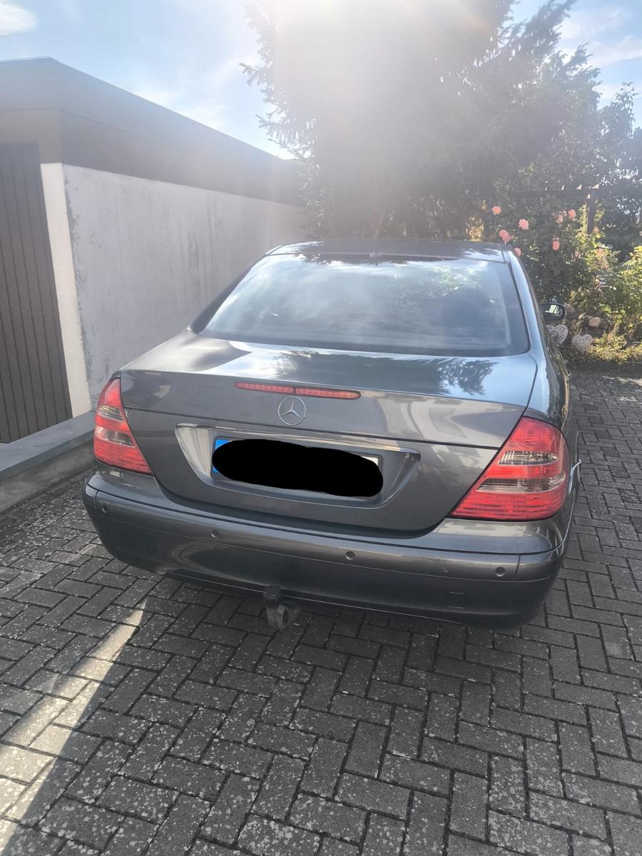Mercedes-Benz E 220 CDI Classic