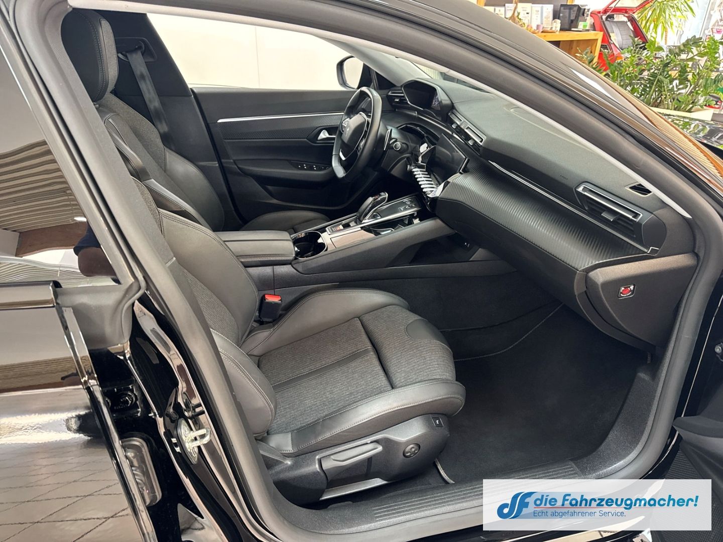Fahrzeugabbildung Peugeot 508 SW Allure Pack 1.5 BlueHDi 130 EU6d Navi 360
