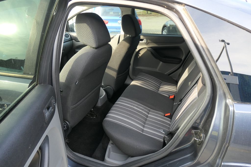 FORD Focus Concept | HU neu | Klima | AHK, Ansicht 7