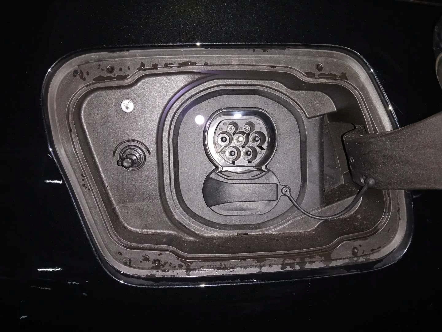 Fahrzeugeinzelansicht 13 Fahrzeugabbildung BMW i5 M60 xDrive Limousine, Sitheizung vorne und hi